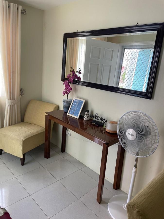 3 Bedrooms 3 Baths Victorian Style Townhouse Fully Furnished Batangas City Kültér fotó